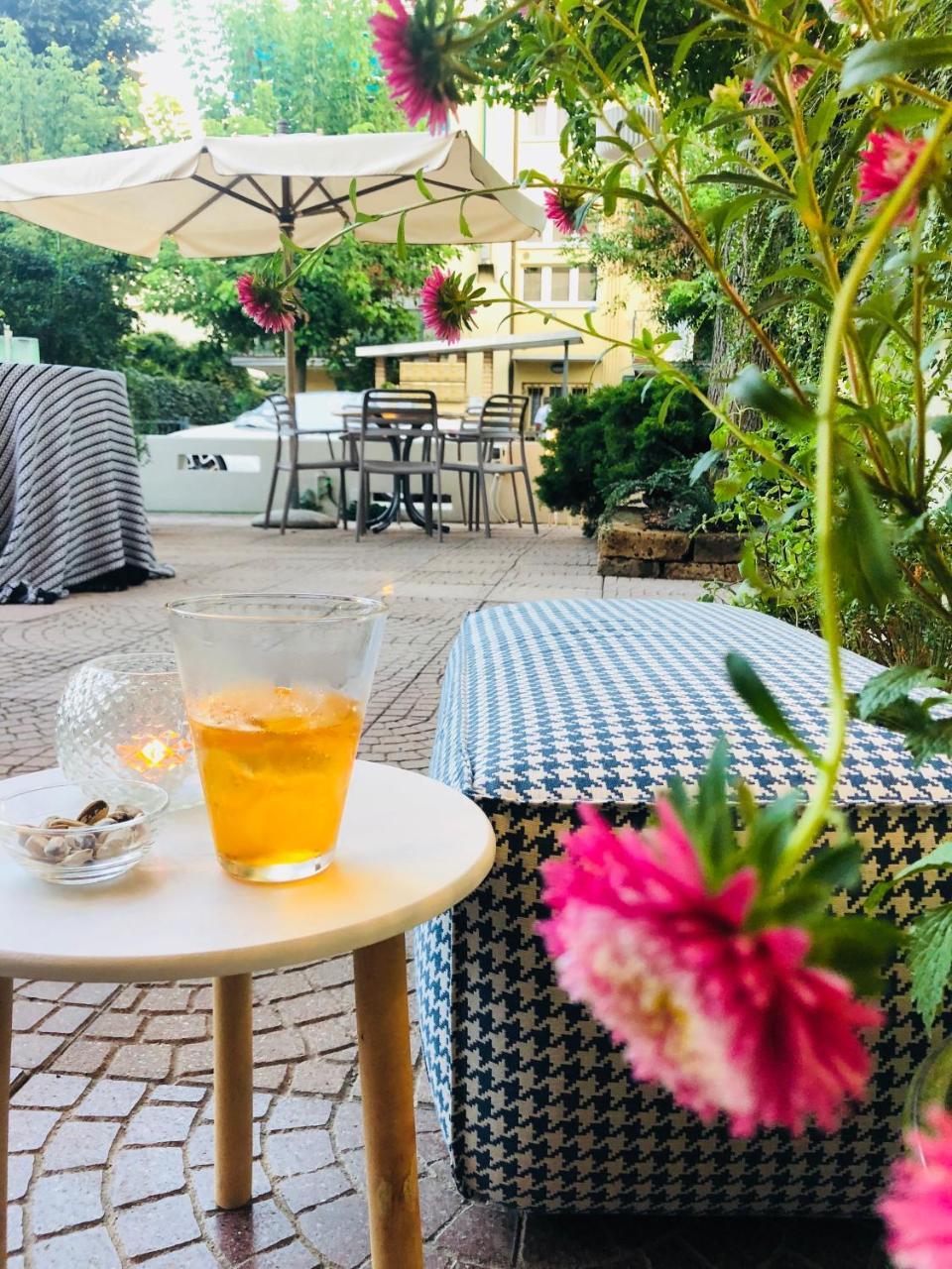 Hotel Aplo - Breakfast Experience Cervia Exteriör bild